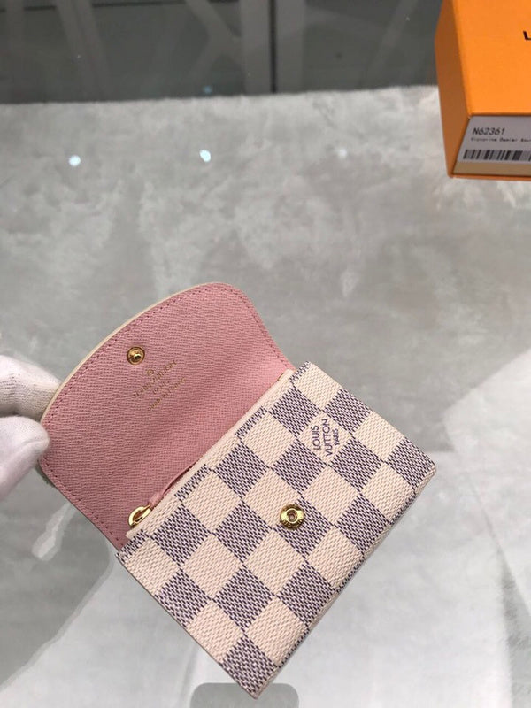 LOV - Luxurious Totes - 2345