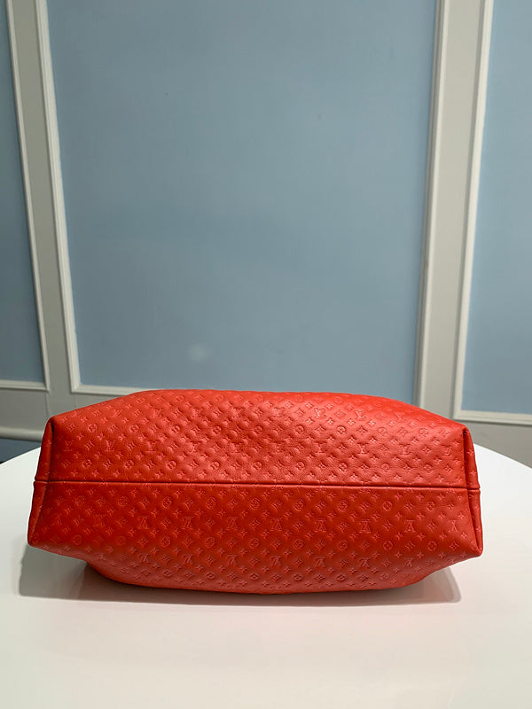 LOV - Luxurious Totes - 550
