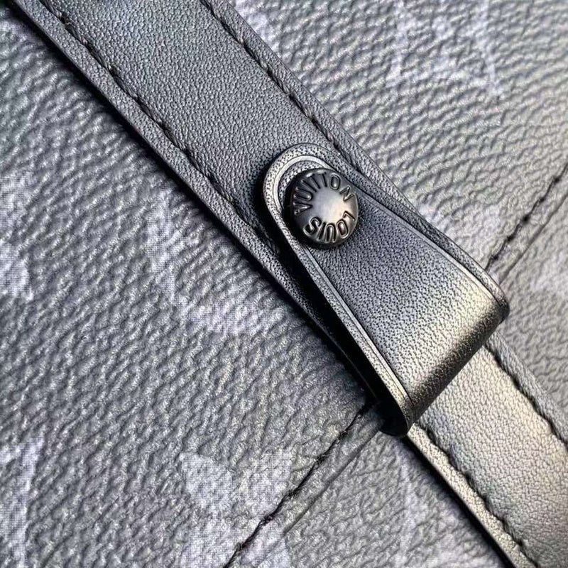 LOV - Luxurious Totes - 2127