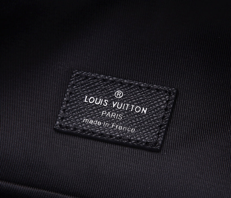LOV - Luxurious Totes - 2553
