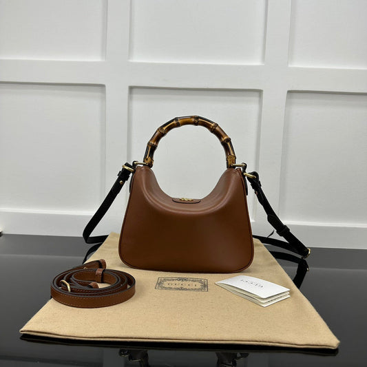 GUI - Luxurious Totes - 277