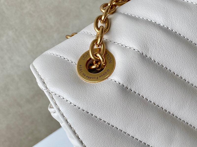LOV - Luxurious Totes - 2157