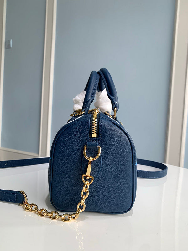 LOV - Luxurious Totes - 019