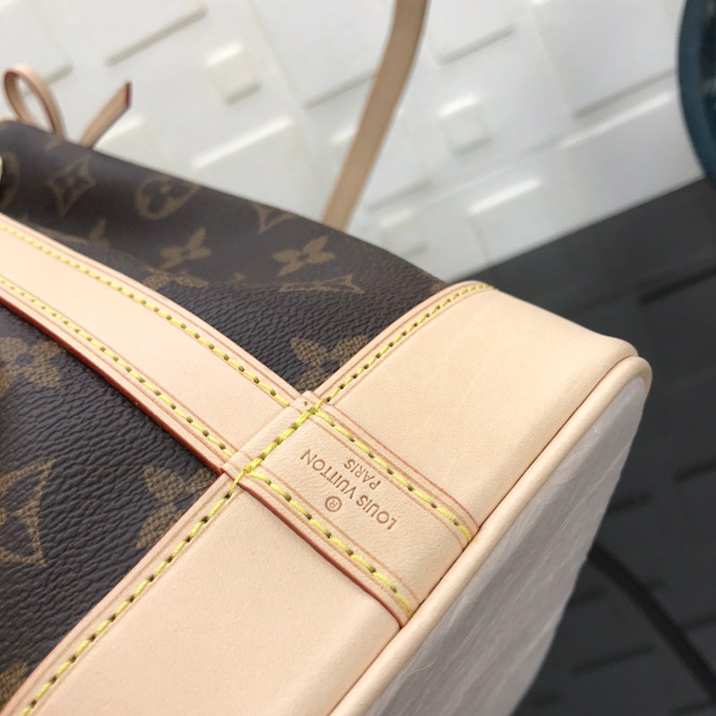 Luxurious Totes - Latest - 1598