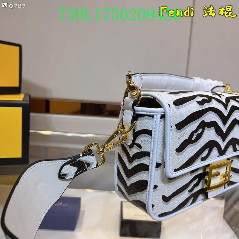 GC - Shoulder - 2692