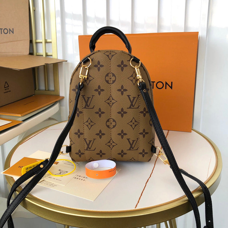 LOV - Luxurious Totes - 2522