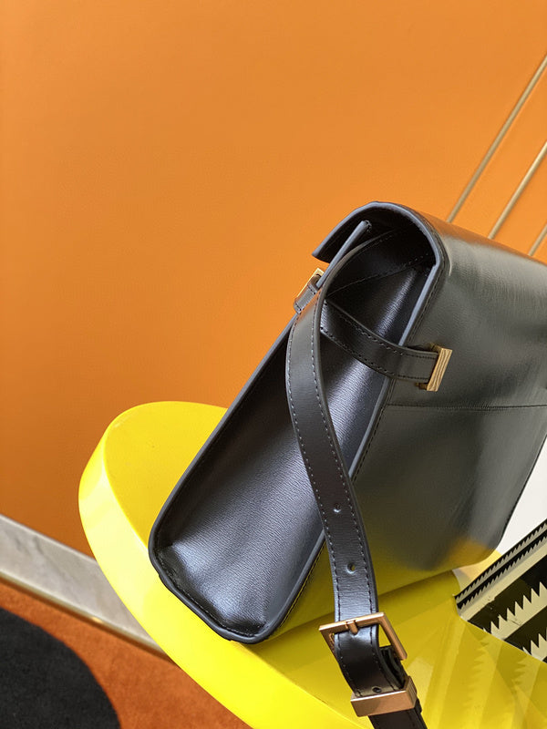 Luxurious Totes - Latest - 8897