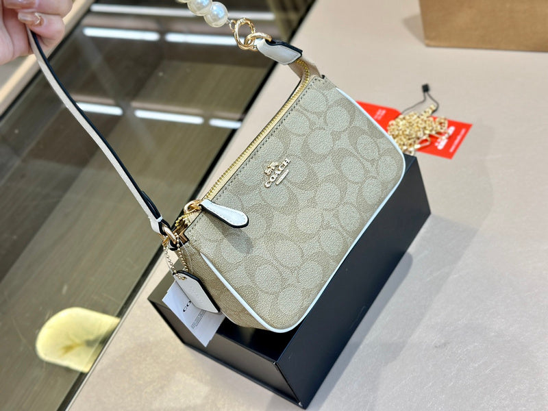 Luxurious Totes - CCH2 Bags - 108