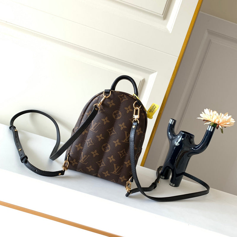 LOV - Luxurious Totes - 2028