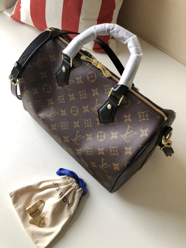Luxurious Totes - Latest - 9693