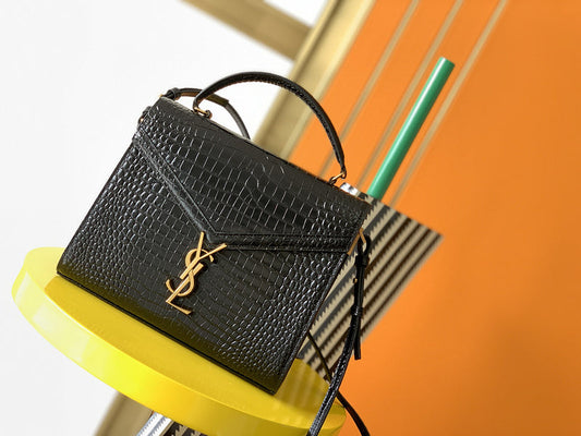 Luxurious Totes - Latest - 8861