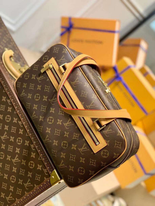 LOV - Luxurious Totes - 2276