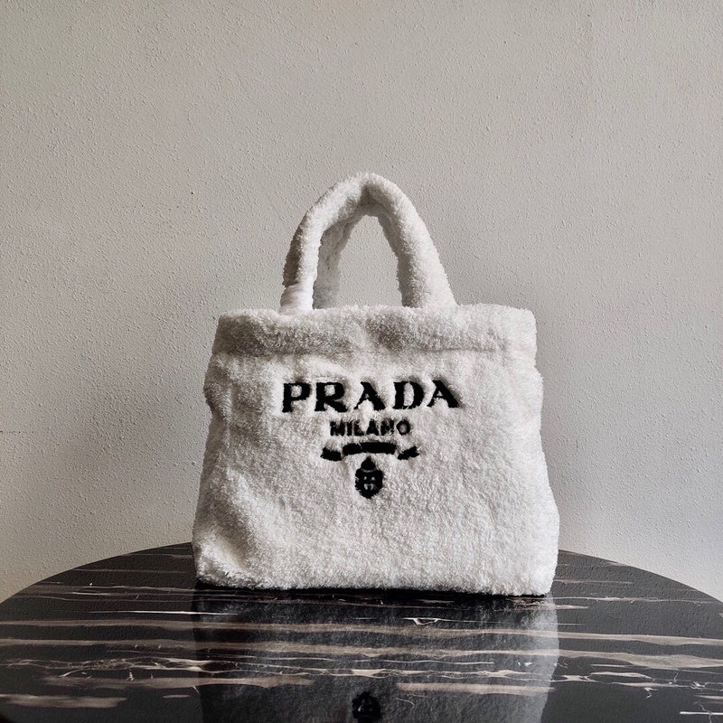 Luxurious Totes - Latest - 4679