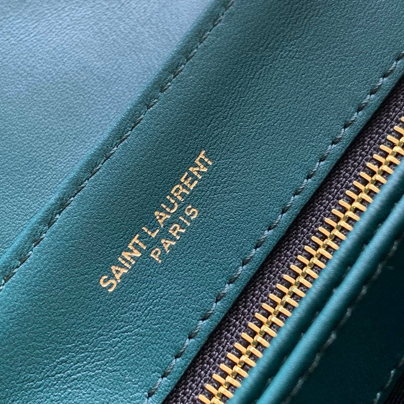 Luxurious Totes - Latest - 8004