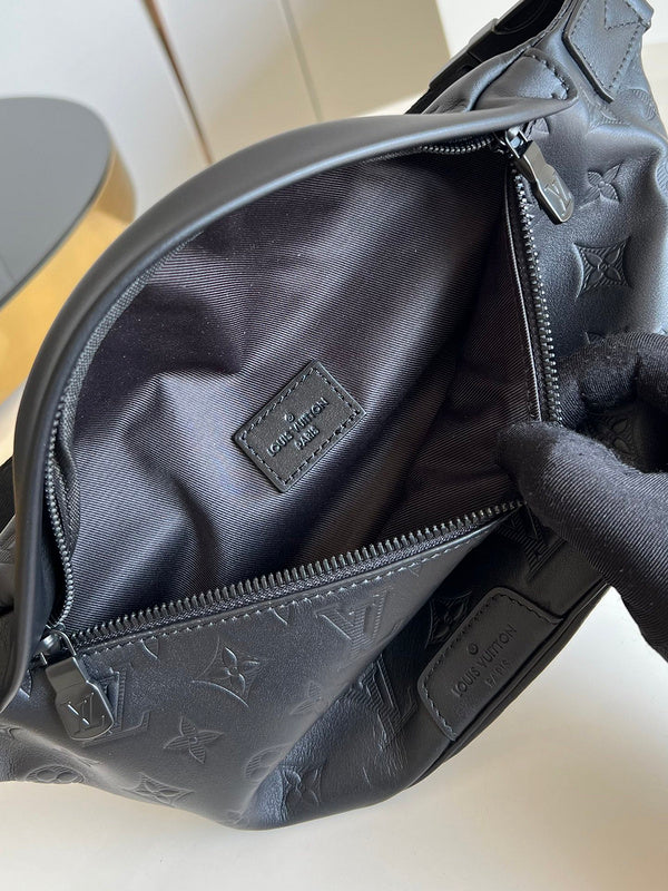 LOV - Luxurious Totes - 1116