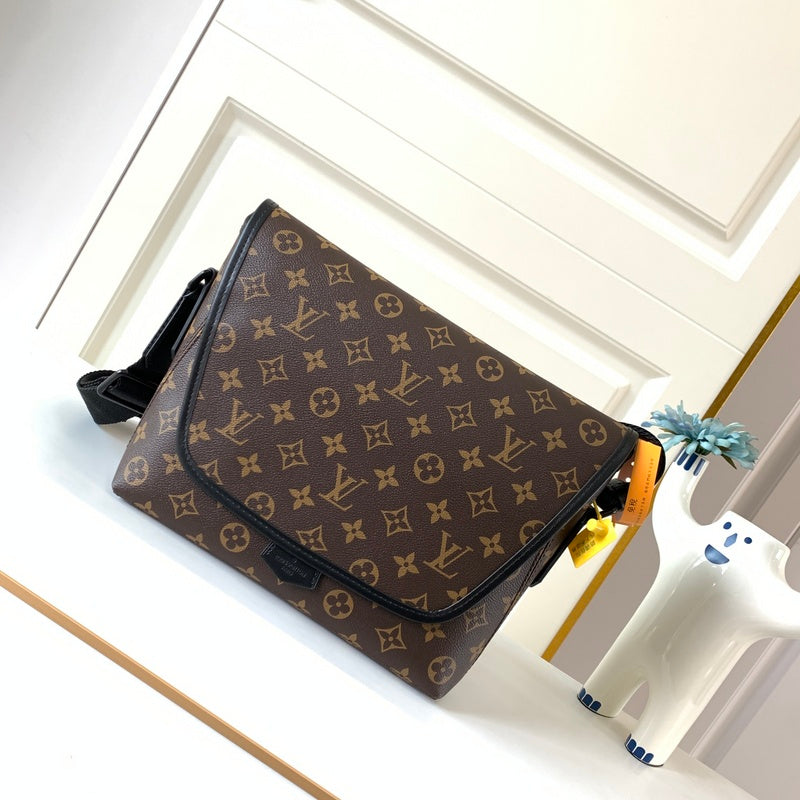 Luxurious Totes - Latest - 1466