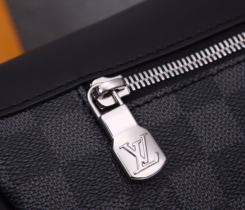 LOV - Luxurious Totes - 2184