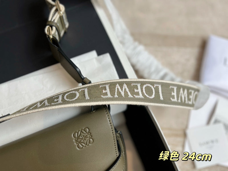 Luxurious Totes - LW-CH Bags - 007