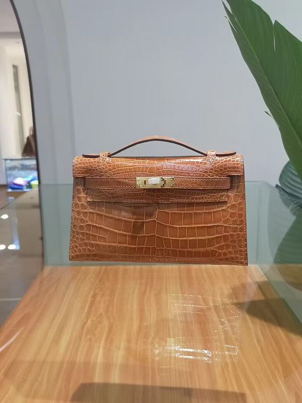 HMS - Luxurious Totes - 023