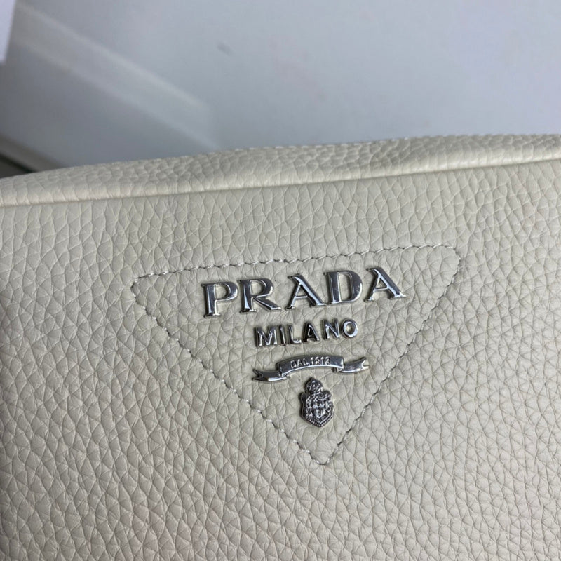Luxurious Totes - Latest - 4557