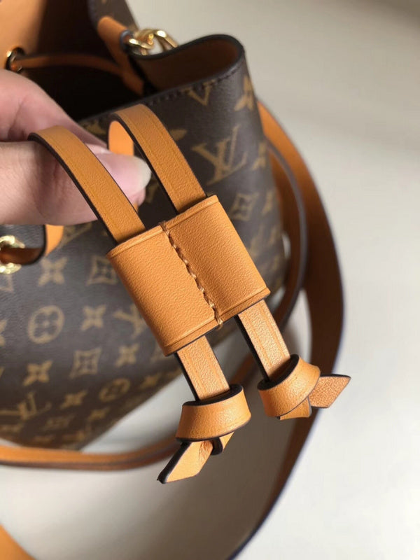 Luxurious Totes - Latest - 9750