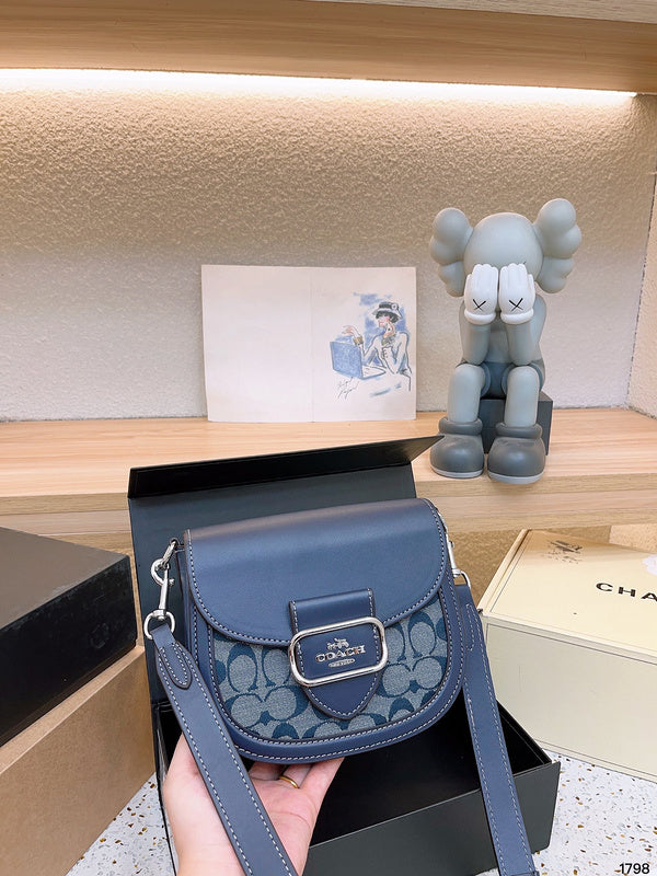 Luxurious Totes - CCH2 Bags - 005