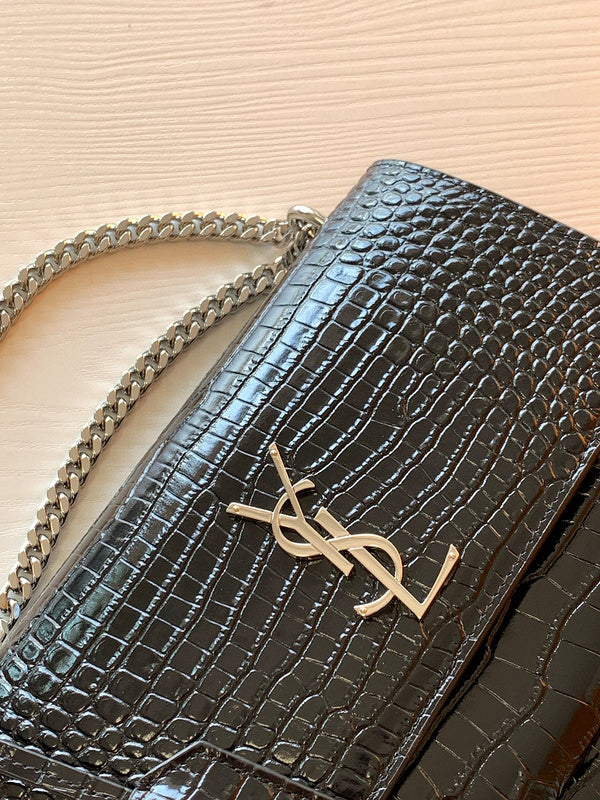 Luxurious Totes - Latest - 8879
