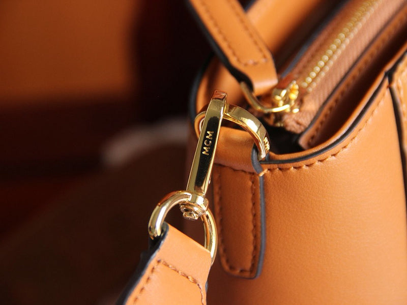 Luxurious Totes - Latest - 7850
