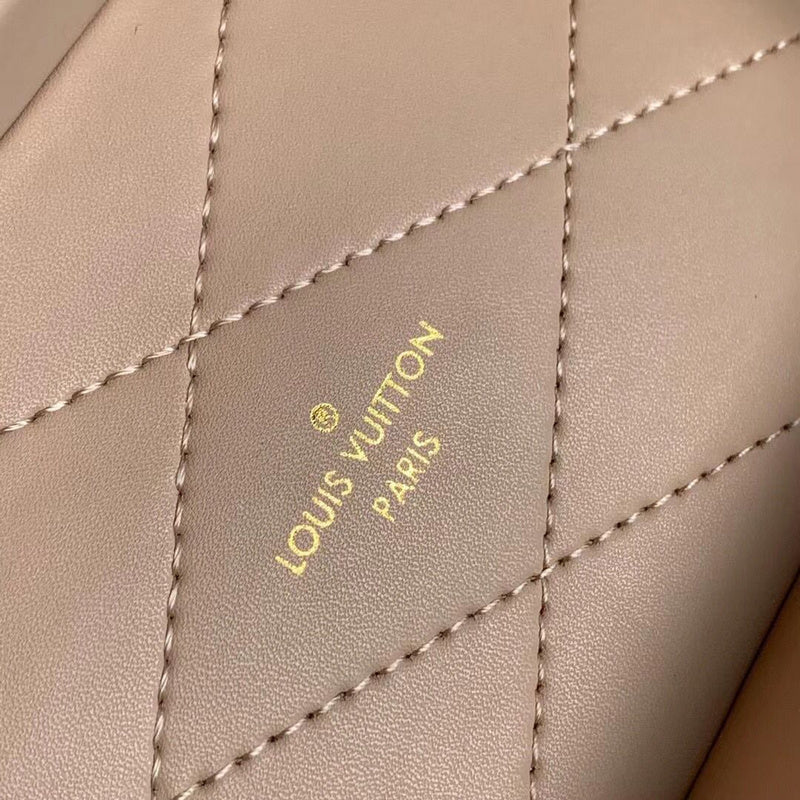 LOV - Luxurious Totes - 1646