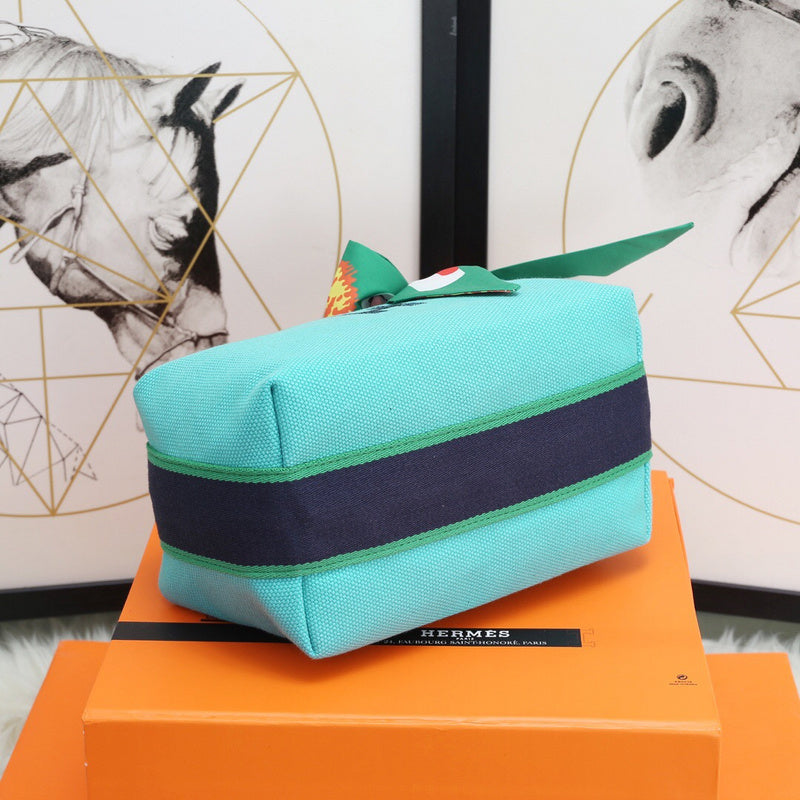 Luxurious Totes - Latest - 6813