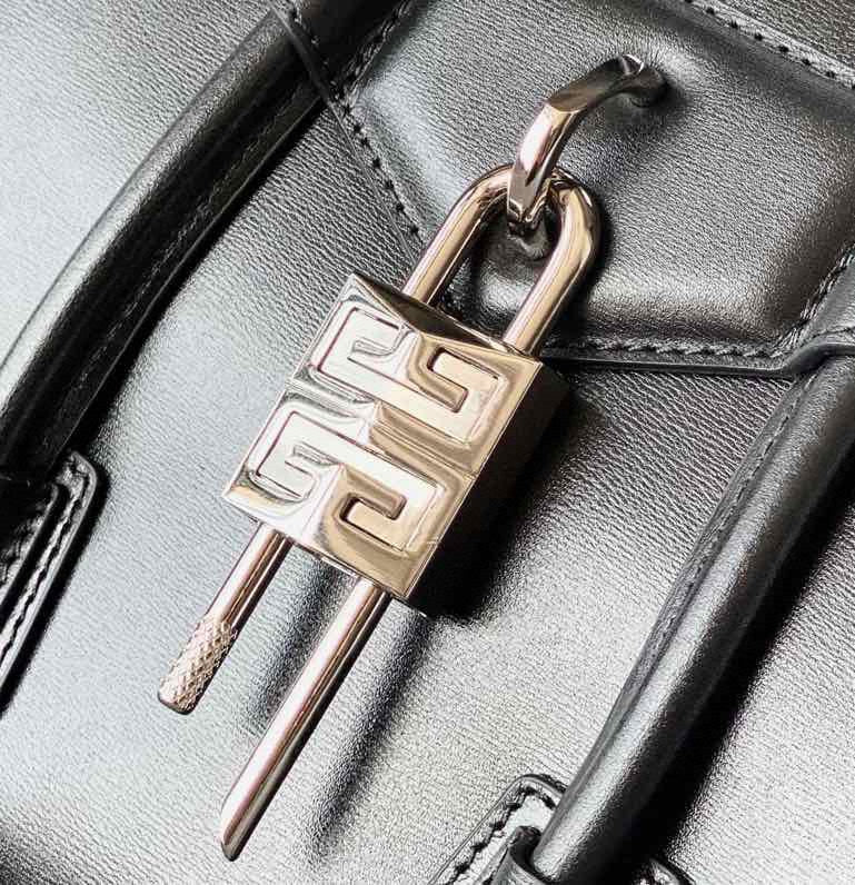 Lux-Totes - GVY Bags - 001