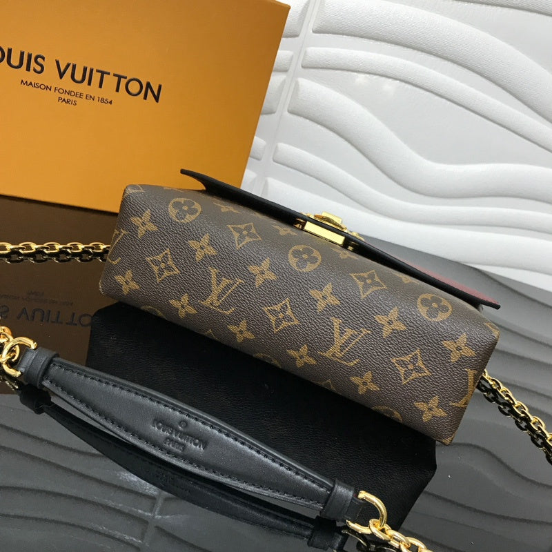 LOV - Luxurious Totes - 1415