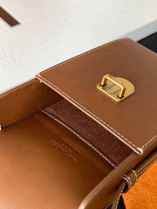 Luxurious Totes - Latest - 8616