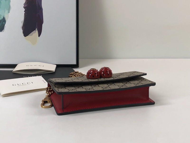 GUI - Luxurious Totes - 748