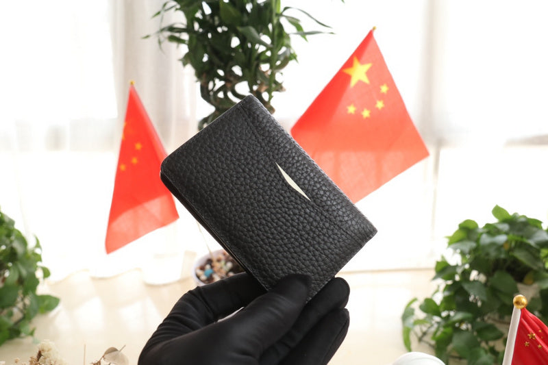 LOV - Luxurious Totes - 2453