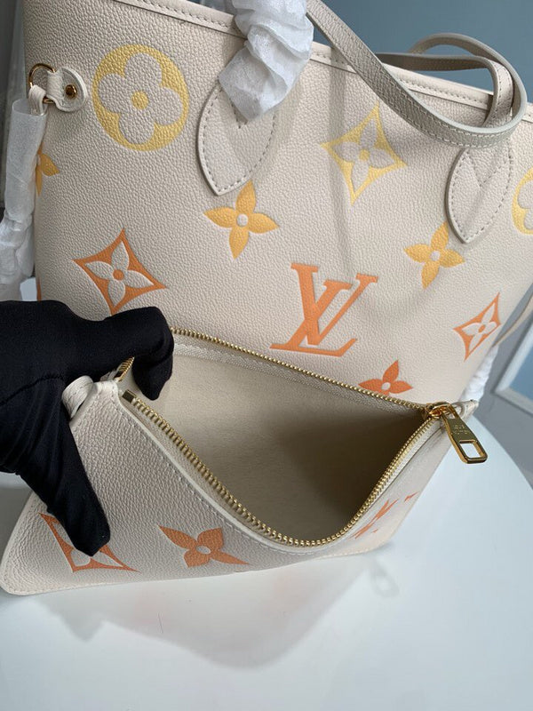 LOV - Luxurious Totes - 024