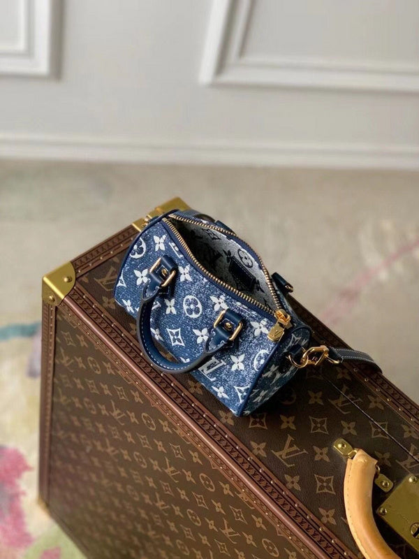 LOV - Luxurious Totes - 1467