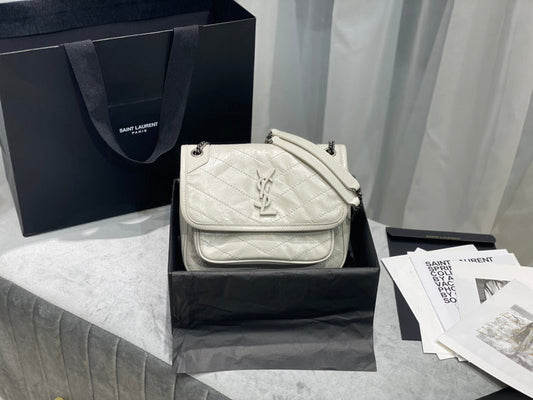 Luxurious Totes - Latest - 9230