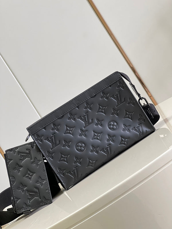LOV - Luxurious Totes - 1981
