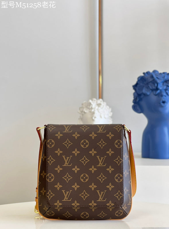 LOV - Luxurious Totes - 1270