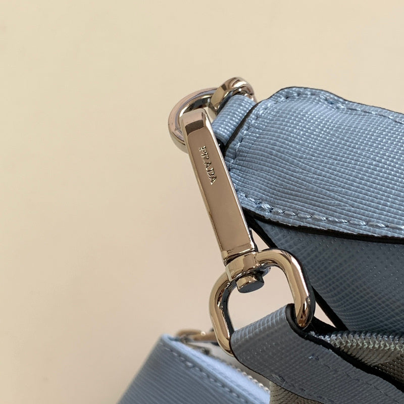 PDA - Luxurious Totes - 193