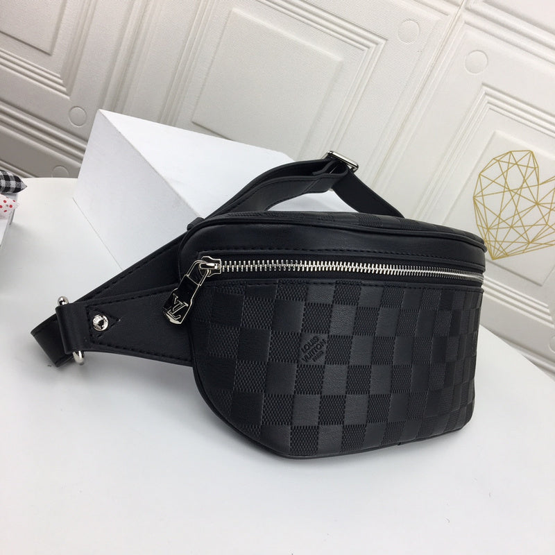 LOV - Luxurious Totes - 2367