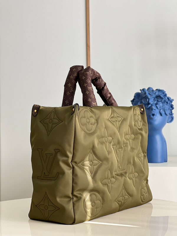 LOV - Luxurious Totes - 2117