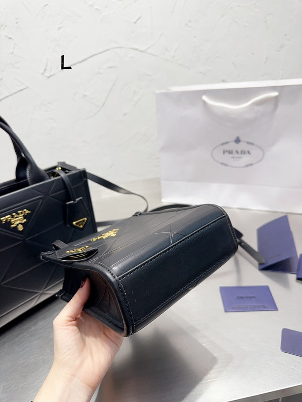 Luxurious Totes - PDA3 Bags - 116