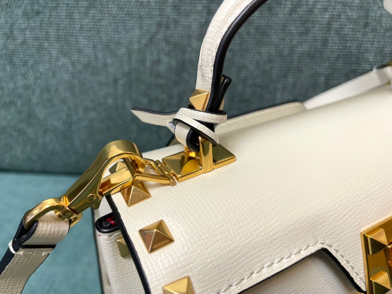 Luxurious Totes - Latest - 4475