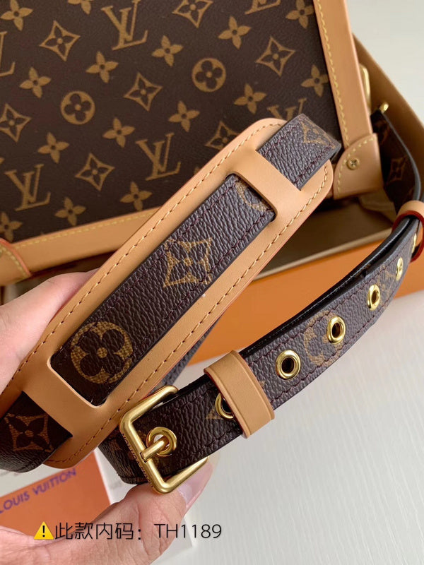 Luxurious Totes - Latest - 2417