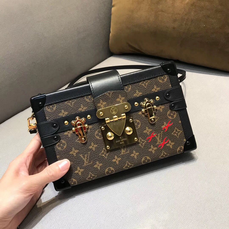 LOV - Luxurious Totes - 2712