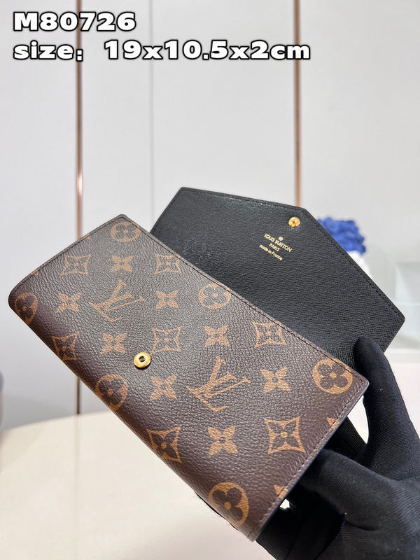 LOV - Luxurious Totes - 759