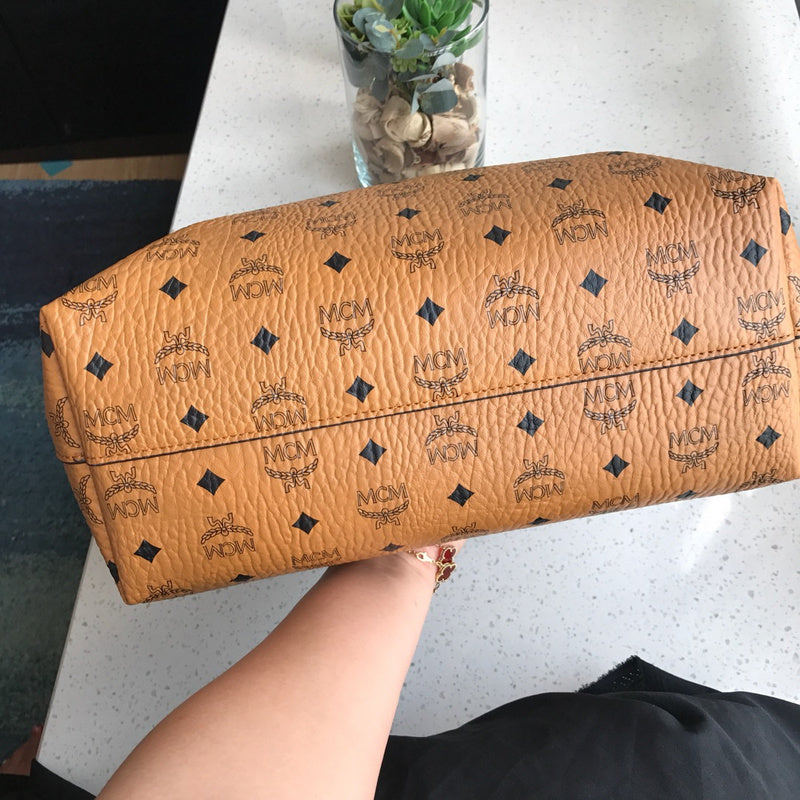 Luxurious Totes - Latest - 7879
