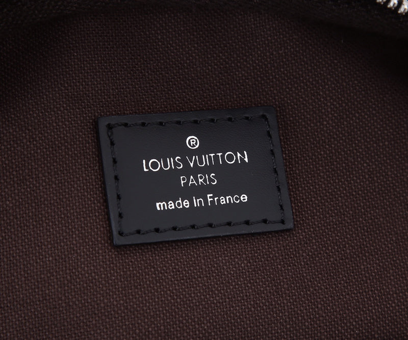 LOV - Luxurious Totes - 2550
